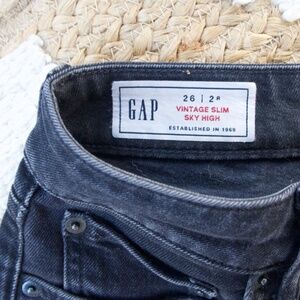 GAP slim sky high jean